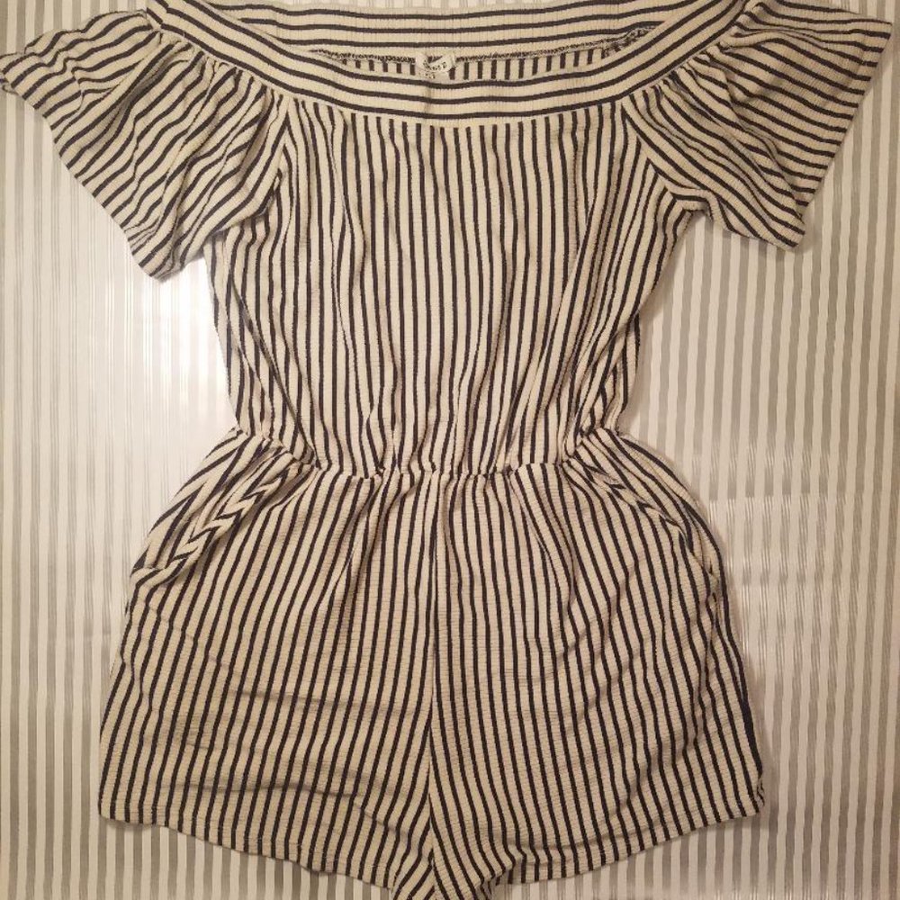 Blue Stripes White OFF Shoulders Romper Forever 21